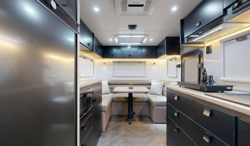 2026 Salute Senator Unlimited 22′ Off-Road full